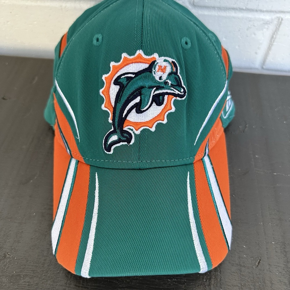 Miami Dolphins Reebok Fitted Cap / Hat‎ NFL Equipment Authentic Sideline Retro